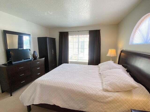 Desert Falls C.C. - Residential Lease