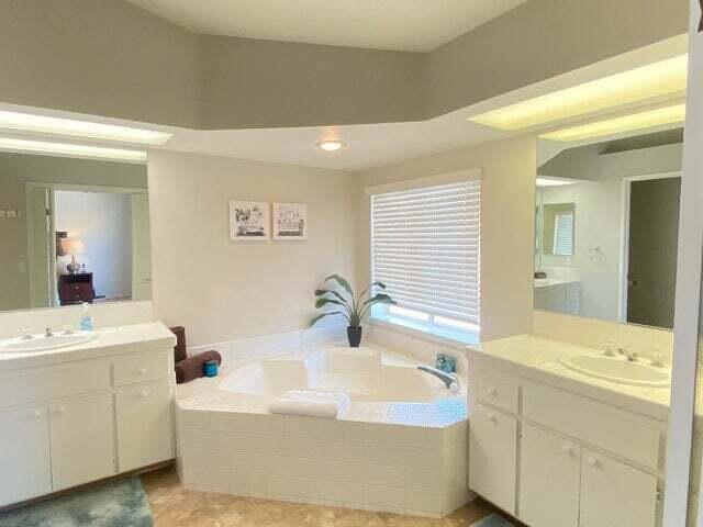 Desert Falls C.C. - Residential Lease