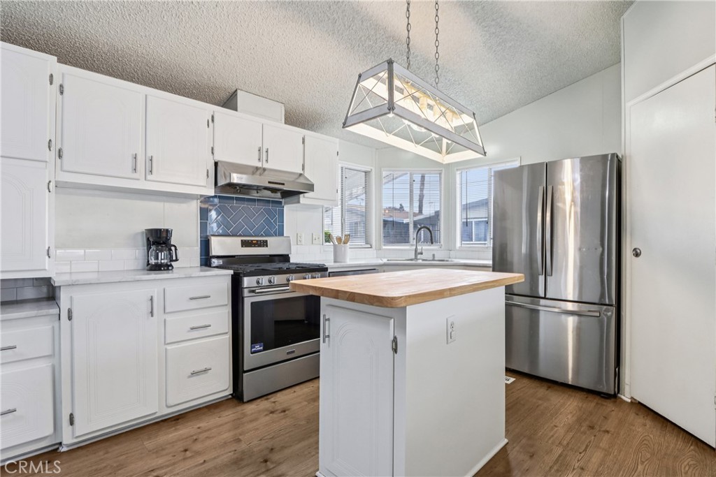 2717 E Arrow Hwy #21