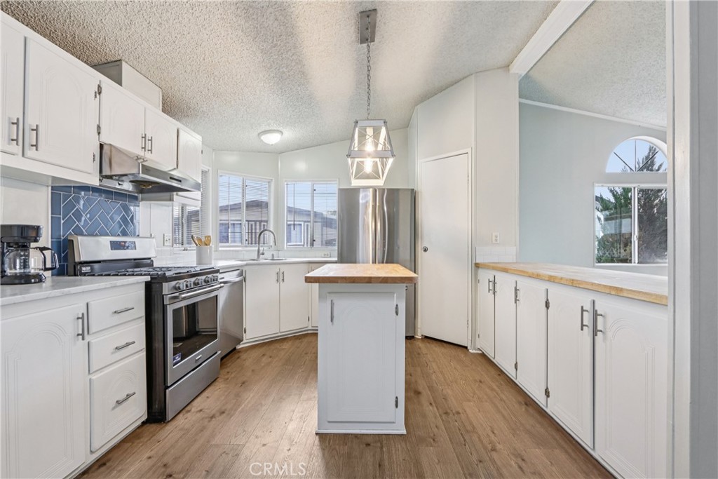 2717 E Arrow Hwy #21