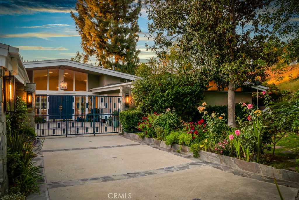 20351 Wells Drive