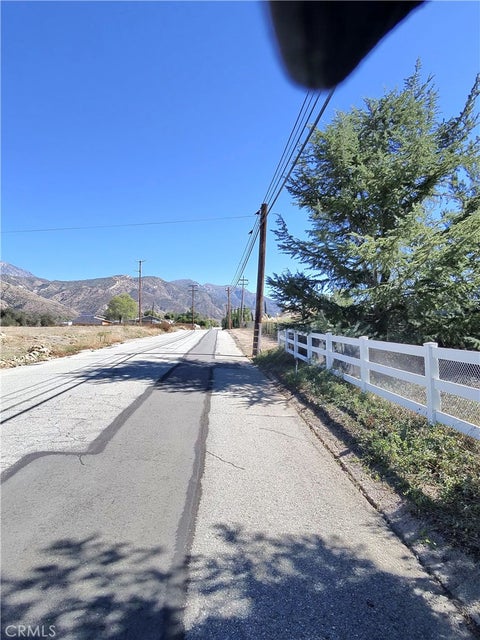 Tiny photo for 35244 Ivy AVE, Yucaipa, CA 92399 (MLS # IV26224377)