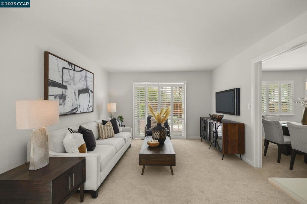 SEVEN OAKS - Residential