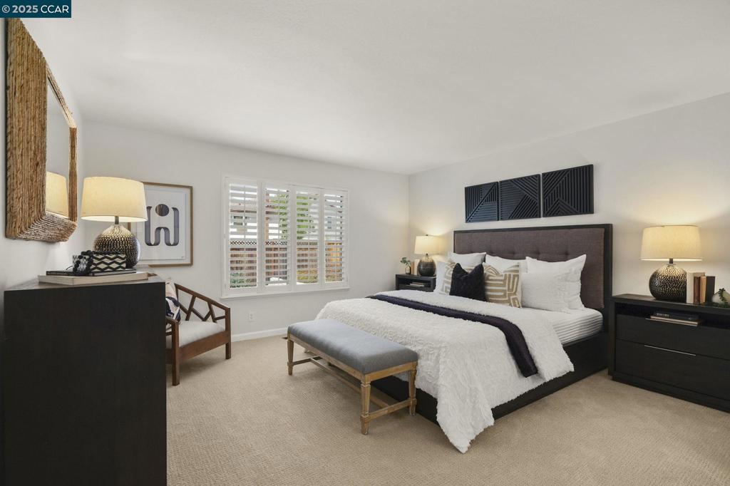 SEVEN OAKS - Residential