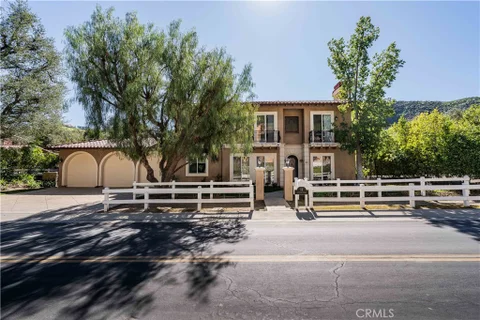 MLS: SR26213889