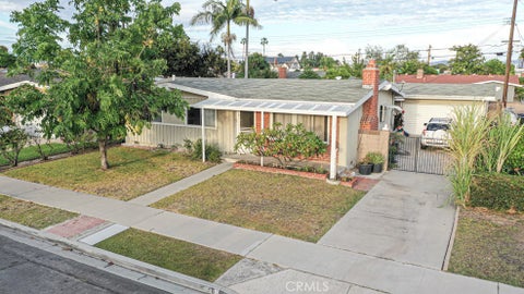 Photo of 516 S Fann Street, Anaheim, CA 92804 (MLS # PW26200590)