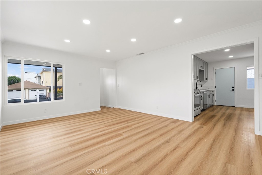 1347 255th Street