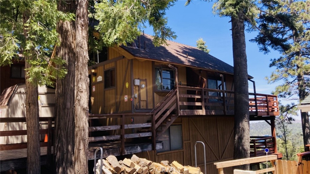 Photo 1 of 2 — 641 Virginia Court, Lake Arrowhead, CA 92352