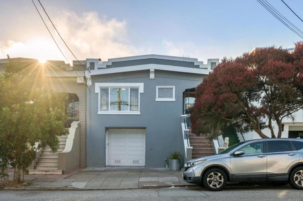 237 Gennessee Street