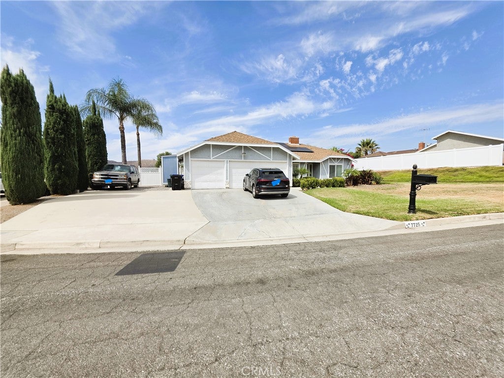 7725 Lippizan Drive