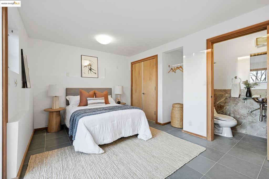 UPPER ROCKRIDGE - Residential