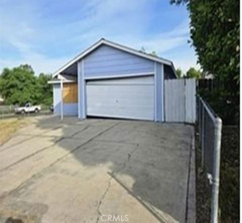 Photo of 2505 Claridge Ln, Stockton, CA 95210 (MLS # SR26069791)