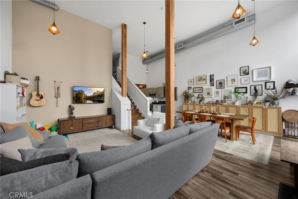 4215 Glencoe Avenue 103