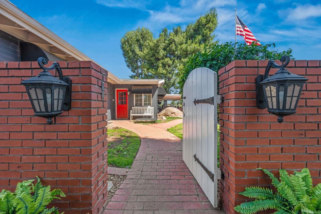 1308 Sundale Road
