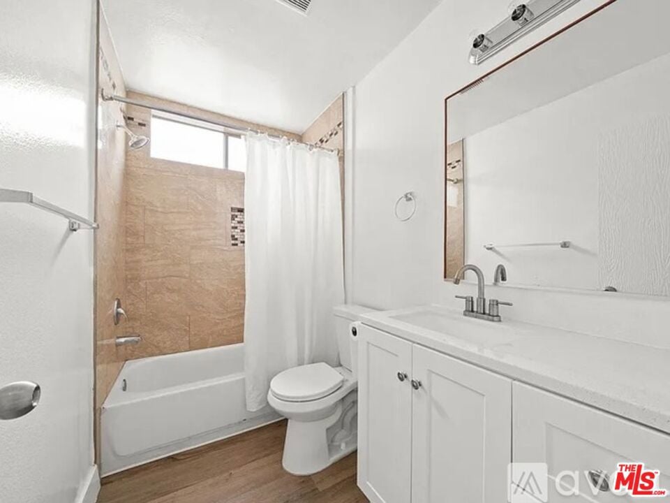 223 Shell Street 223