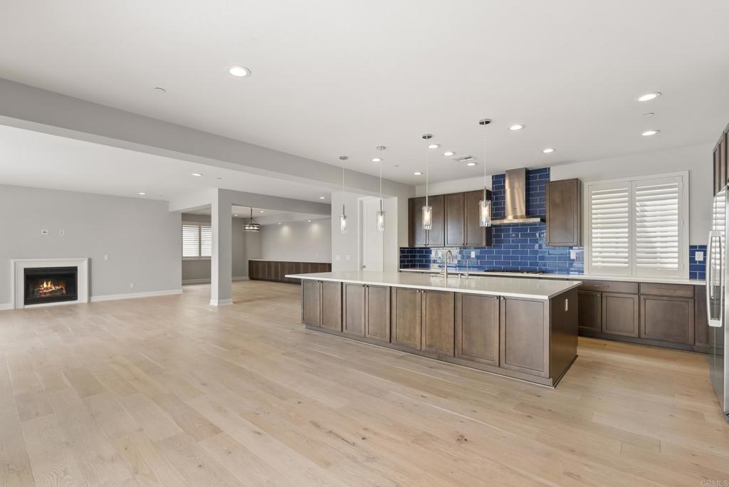 1743 La Cumbre Avenue