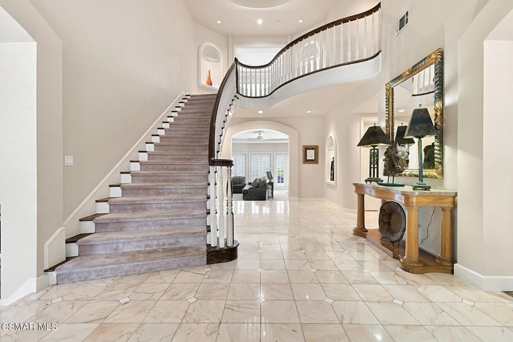 4006 Hunt Club Court