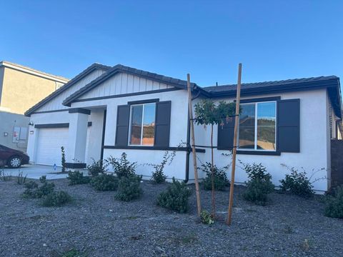 35265 Els Place Beaumont CA 92223