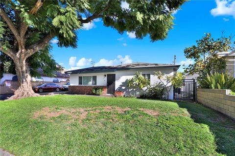 Photo of 291 W Artesia St, Pomona, CA 91768 (MLS # OC26158718)
