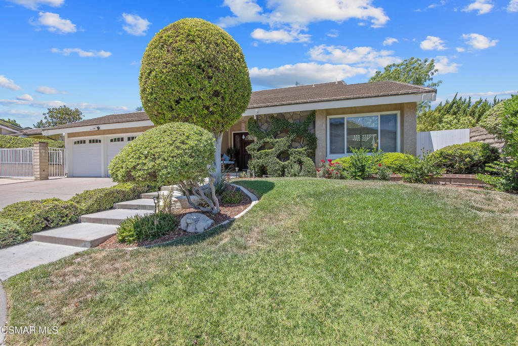 863 Tupelo Wood Court