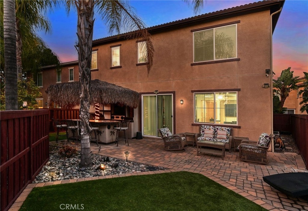 3150 N SUNRISE Court