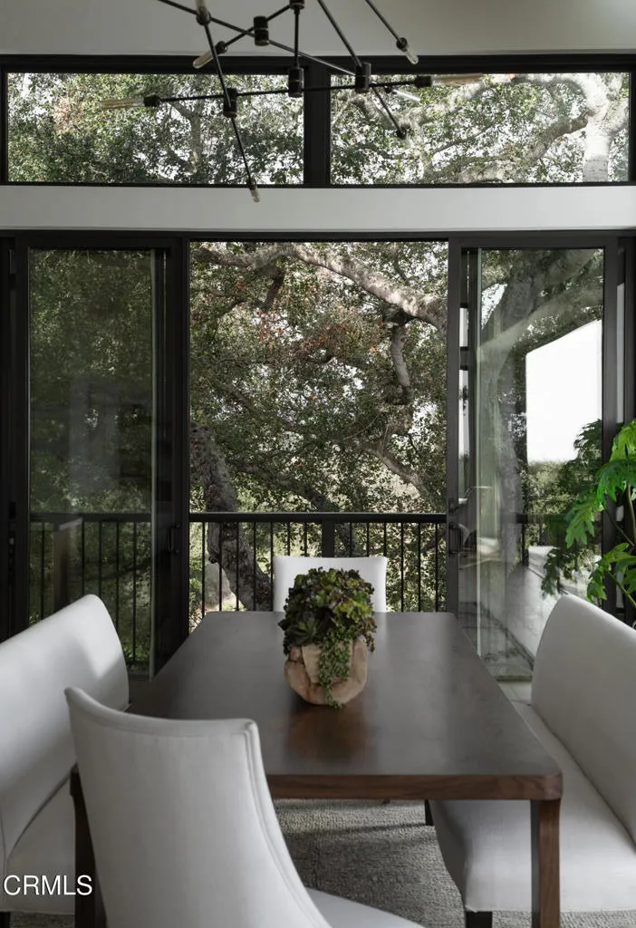 Santa Barbara, California 93109, United States, 4 Bedrooms Bedrooms, ,4 BathroomsBathrooms,Residential,Active,9091