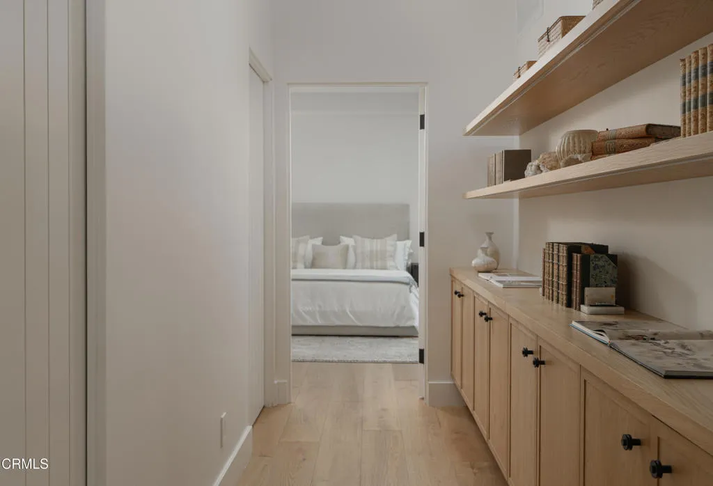 Santa Barbara, California 93109, United States, 4 Bedrooms Bedrooms, ,4 BathroomsBathrooms,Residential,Active,9091