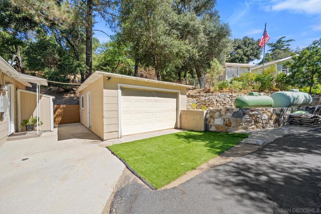 1332 Canyon Dr.