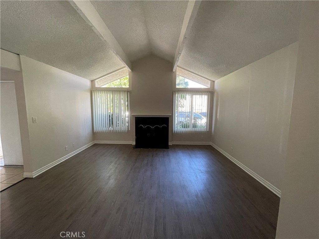 Photo of 1408 Huntington St, Huntington Beach, CA 92648 (MLS # OC26093892)