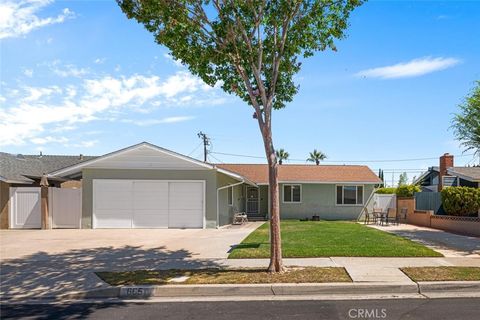 Photo of 6651 Sambar Cir CIR, Cypress, CA 90630 (MLS # OC26147042)