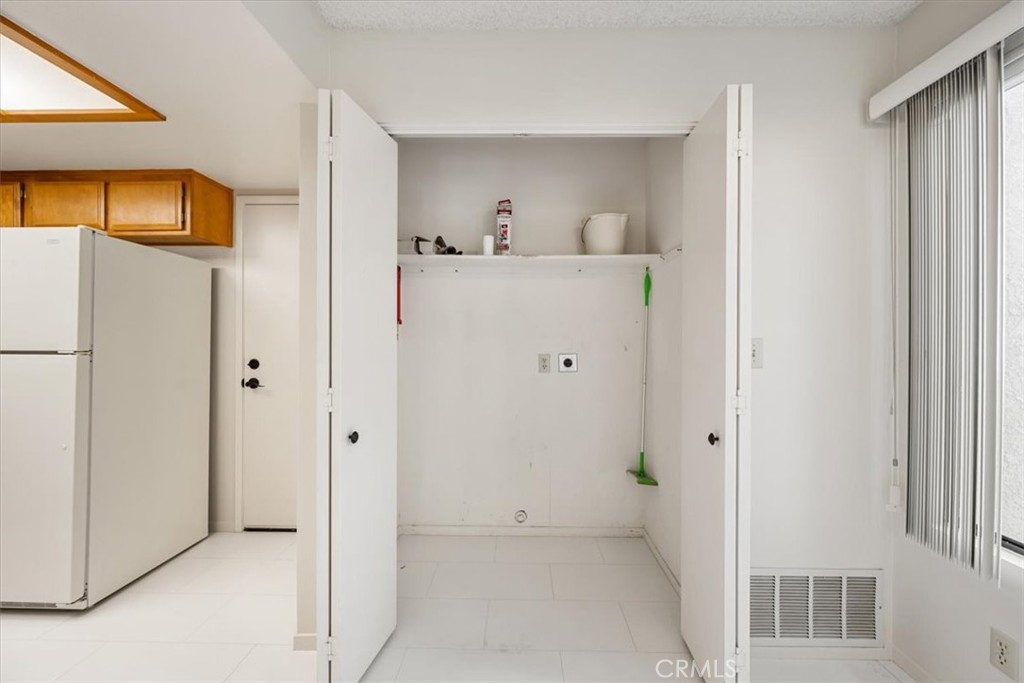 SM Southeast(930) - Residential