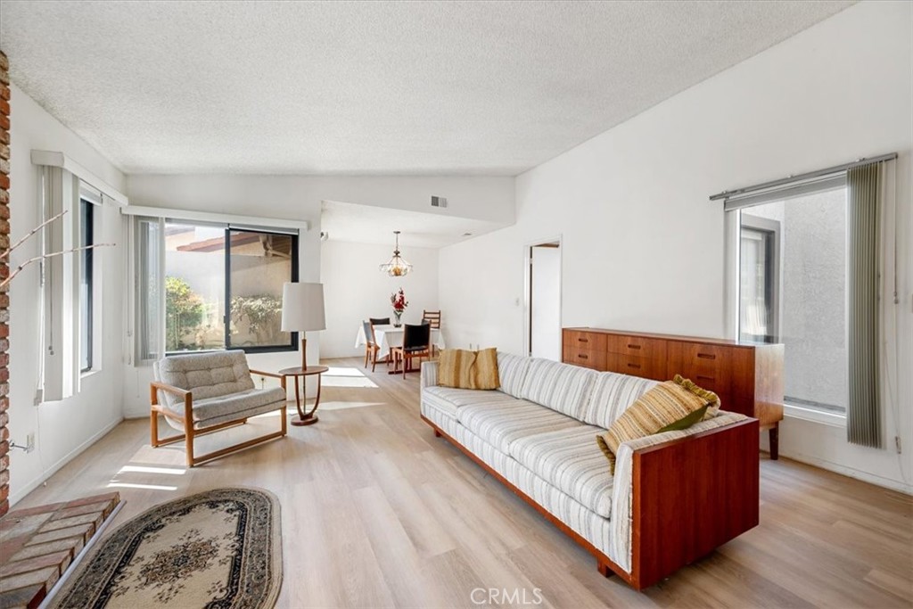 SM Southeast(930) - Residential