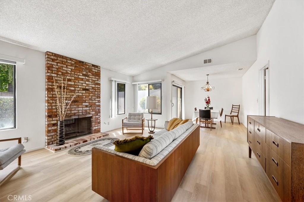 SM Southeast(930) - Residential