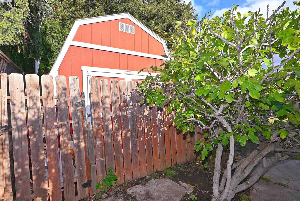 ALAMEDA COUNTY - Residential