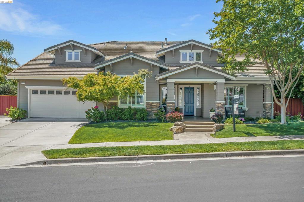 179 E Country Club Dr