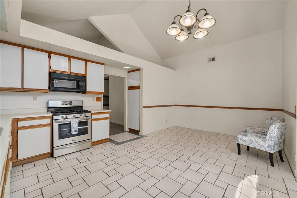 Rancho Cucamonga, California 91730, United States, 3 Bedrooms Bedrooms, ,2 BathroomsBathrooms,Residential,Active,166633