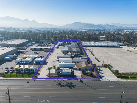 Photo of 15419 Valley Blvd, Fontana, CA 92335 (MLS # CV25269142)