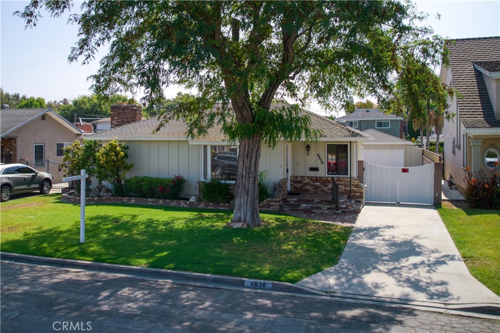 4838 Hazelbrook Avenue