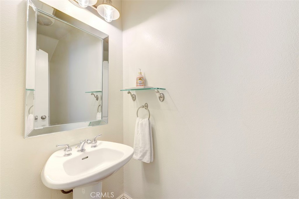 The Gables (GABL) - Residential Lease