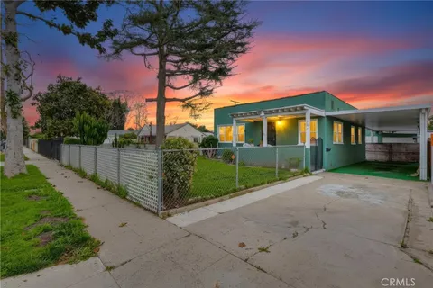 924 W 134th Place, Compton, CA 90222 - MLS#: SB26001140