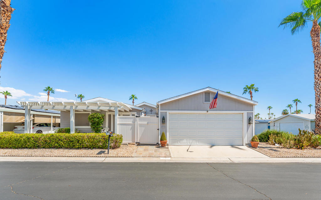 The Canyon - Manufactured In Park