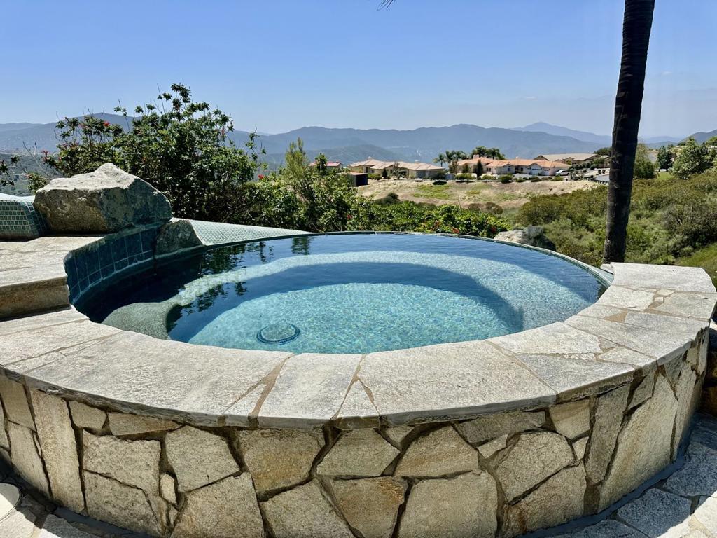 321 ALPINE TRAIL RD