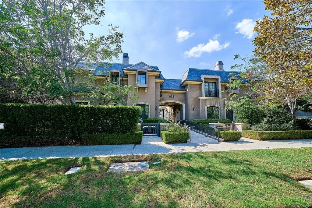 633 S Lake 4