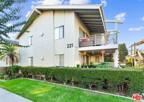 221 S Valencia Street La Habra CA 90631