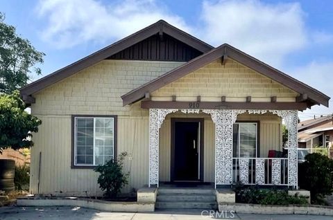 910 E 19th Street Long Beach CA 90806