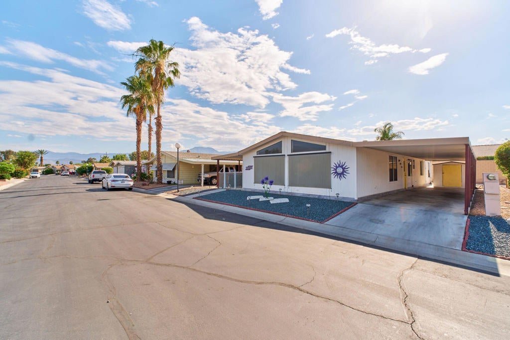 47685 Prado Way
