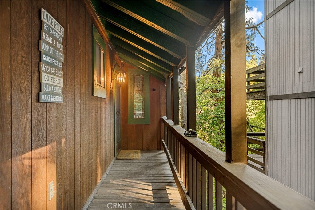 824 Oakmont Lane