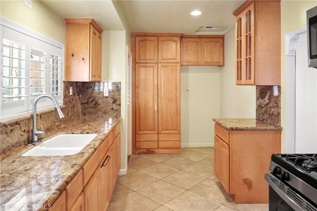 8465 San Carlos Avenue