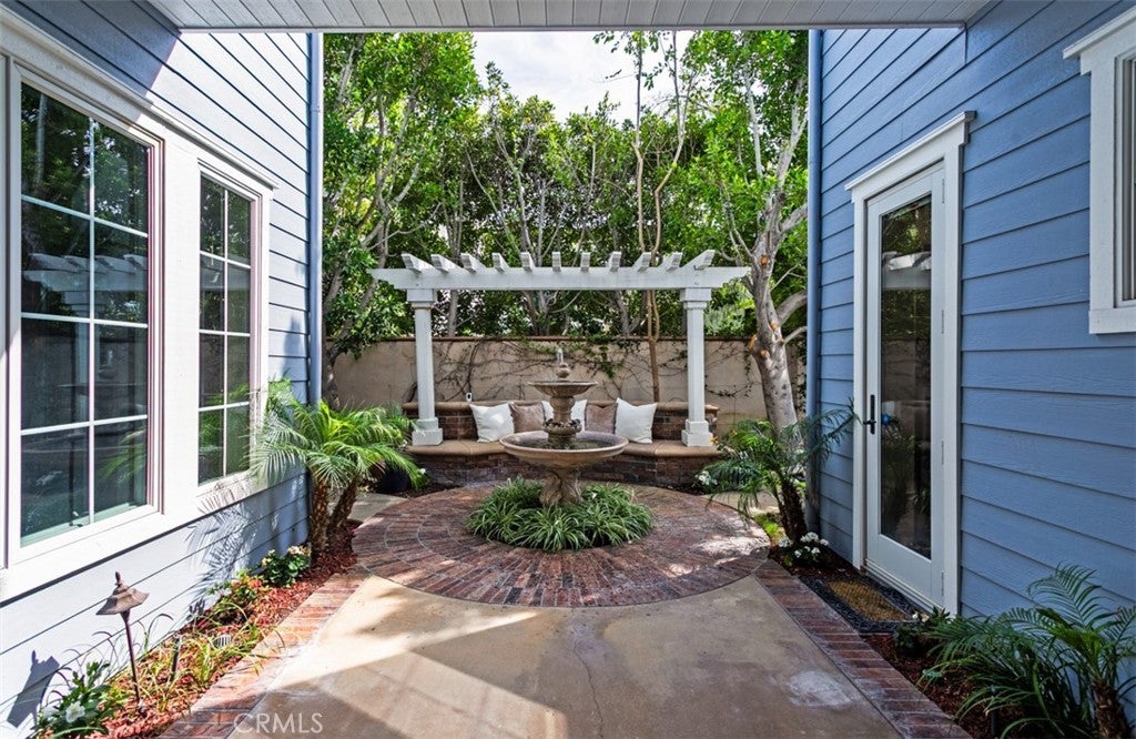 26012 Horseshoe Cr, Laguna Hills CA 92653 - Photo 20