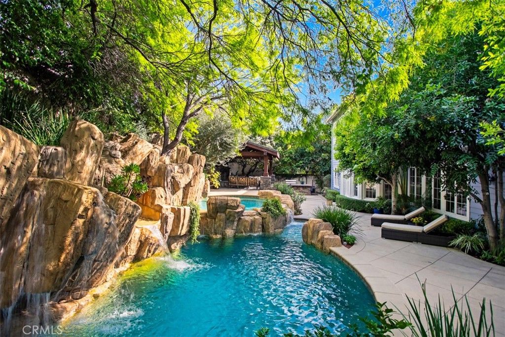 Photo of 26012 Horseshoe Cr Cir, Laguna Hills, CA 92653 (MLS # OC26067532)